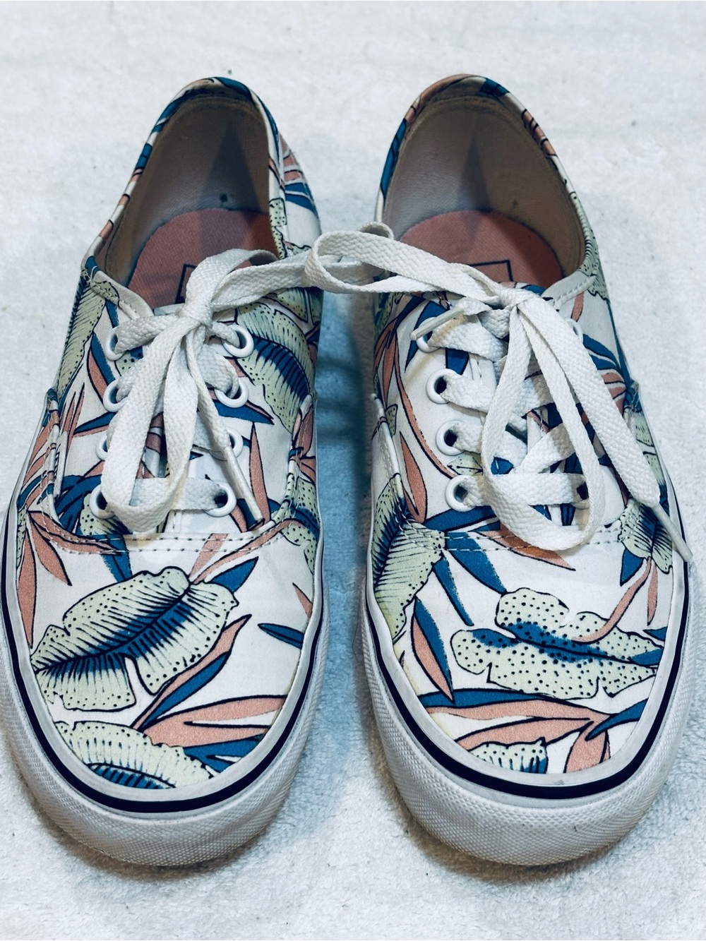 Almost Brand New Tropical Sneakers By Vans - Women’s Size 6.5 - Men’s 5 - Box